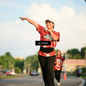 Runner Photo 8004064