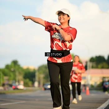 Runner Photo 8004075