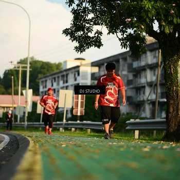 Runner Photo 8004080