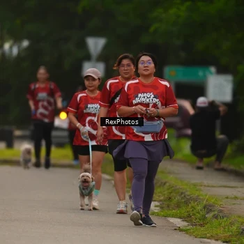 Runner Photo 8004138