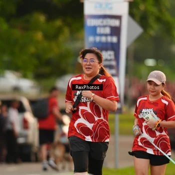 Runner Photo 8004144