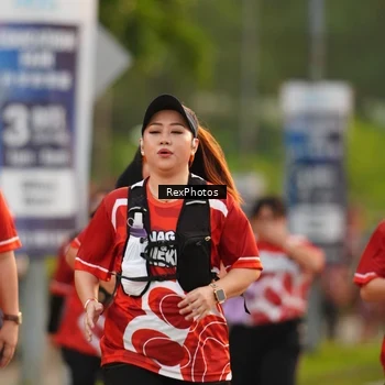 Runner Photo 8004178