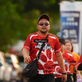 Runner Photo 8004190
