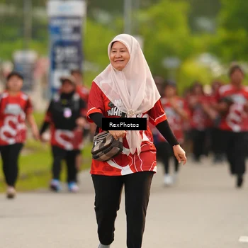 Runner Photo 8004198