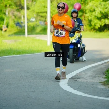 Runner Photo 8004294