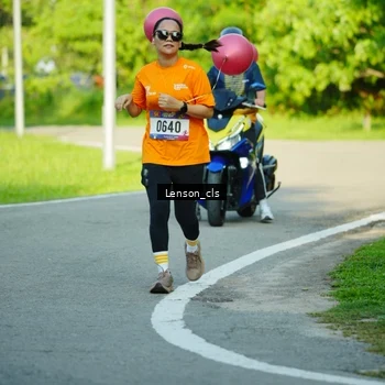 Runner Photo 8004295
