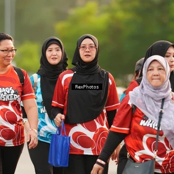 Runner Photo 8004302
