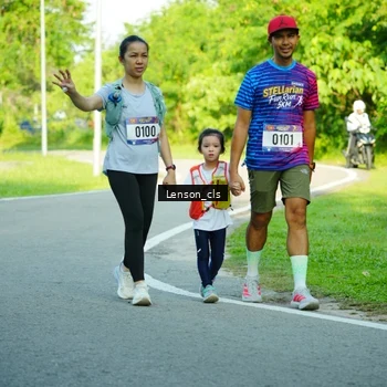 Runner Photo 8004310