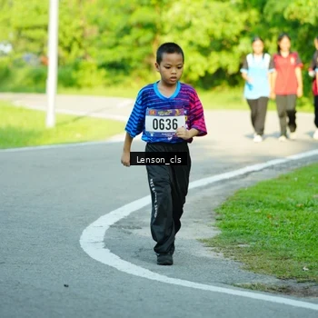 Runner Photo 8004338