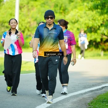 Runner Photo 8004395