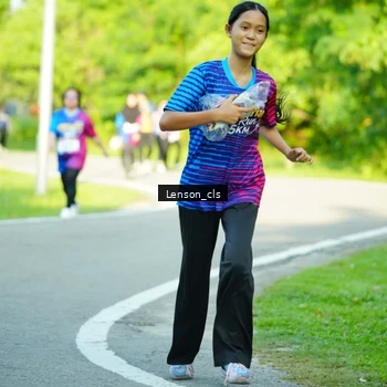 Runner Photo 8004402