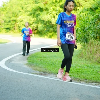 Runner Photo 8004410