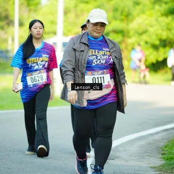 Runner Photo 8004420