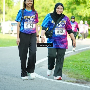Runner Photo 8004424