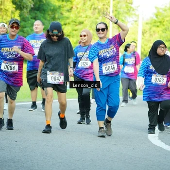 Runner Photo 8004451
