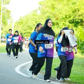 Runner Photo 8004480