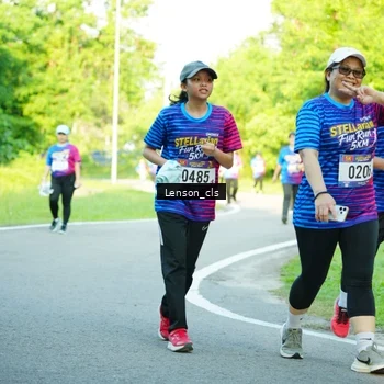Runner Photo 8004542