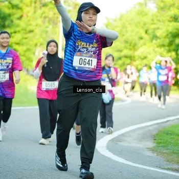 Runner Photo 8004548