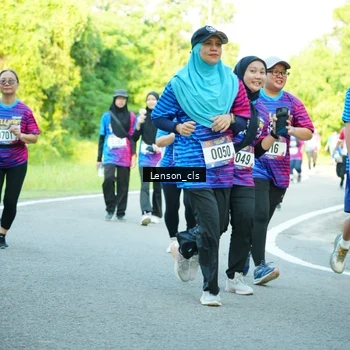 Runner Photo 8004563