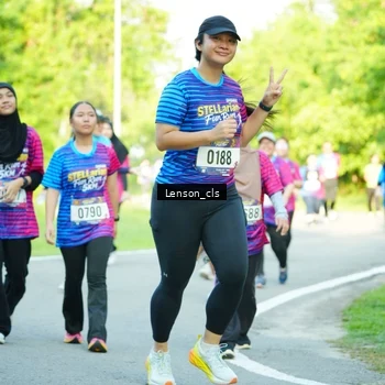 Runner Photo 8004572