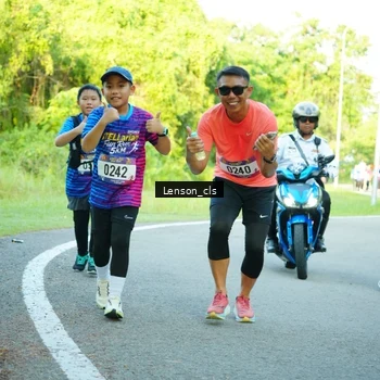 Runner Photo 8004577