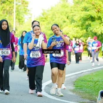 Runner Photo 8004594