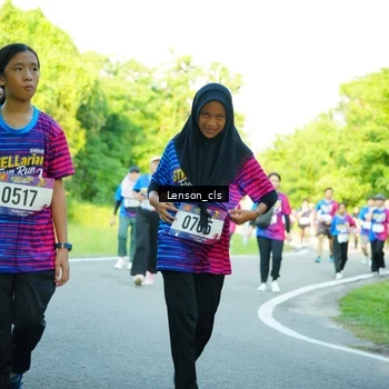 Runner Photo 8004596