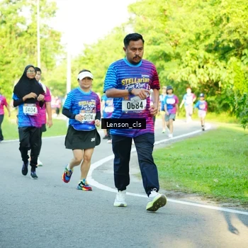 Runner Photo 8004604