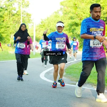 Runner Photo 8004605
