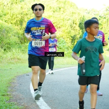 Runner Photo 8004614
