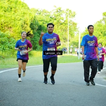 Runner Photo 8004624