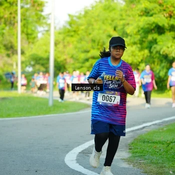 Runner Photo 8004625