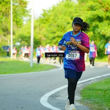 Runner Photo 8004631