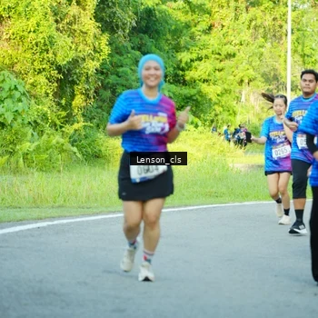 Runner Photo 8004635