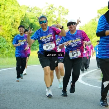 Runner Photo 8004638
