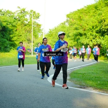 Runner Photo 8004644