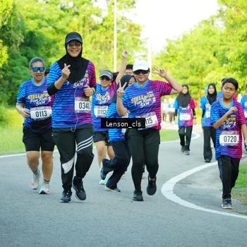 Runner Photo 8004645