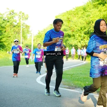Runner Photo 8004652