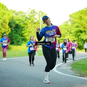 Runner Photo 8004658