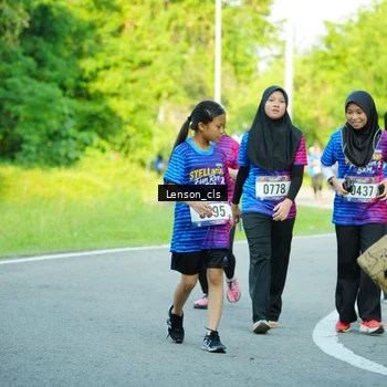 Runner Photo 8004663
