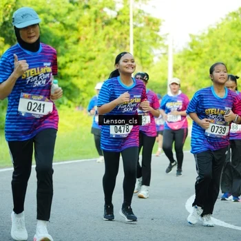 Runner Photo 8004664