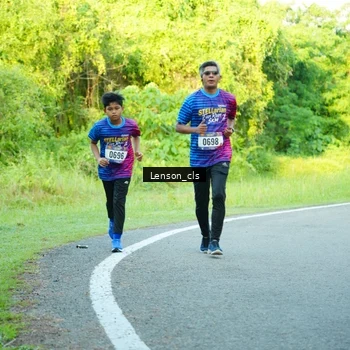 Runner Photo 8004677