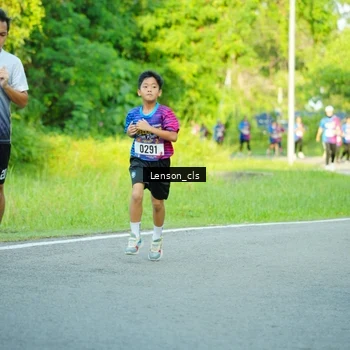 Runner Photo 8004678