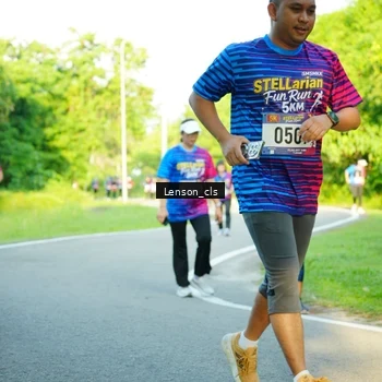 Runner Photo 8004683