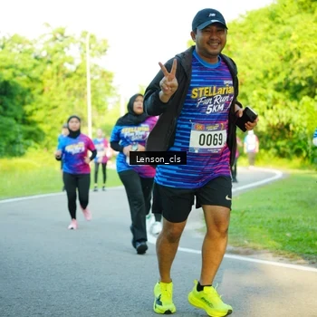Runner Photo 8004697