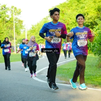 Runner Photo 8004704