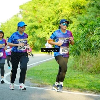 Runner Photo 8004708