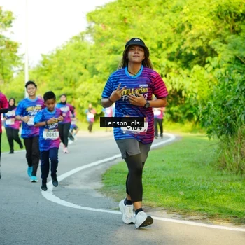 Runner Photo 8004710