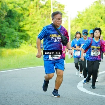 Runner Photo 8004715