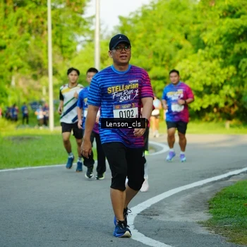 Runner Photo 8004717